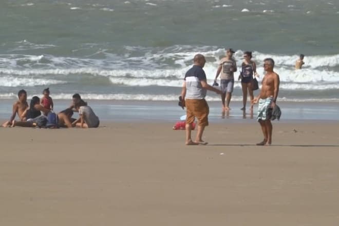 Laudo aponta 15 trechos próprios e 7 impróprios para banho nas praias da Grande São Luís