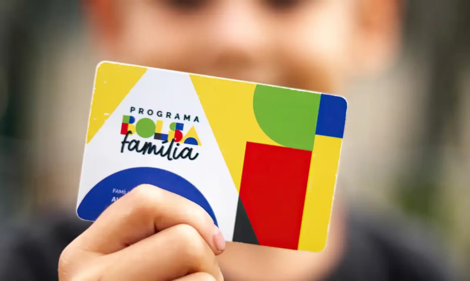 PF quer usar registros de entrada e de saída do Brasil para ajudar a fiscalizar Bolsa Família