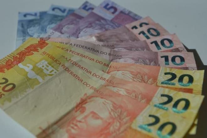 Orçamento de 2027 tem salário mínimo de R$ 1.741