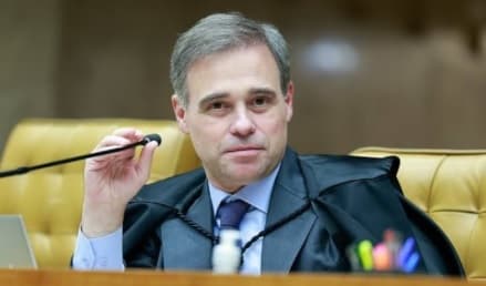 André Mendonça é sorteado relator de ação sobre quebra dos sigilos de Lula e família