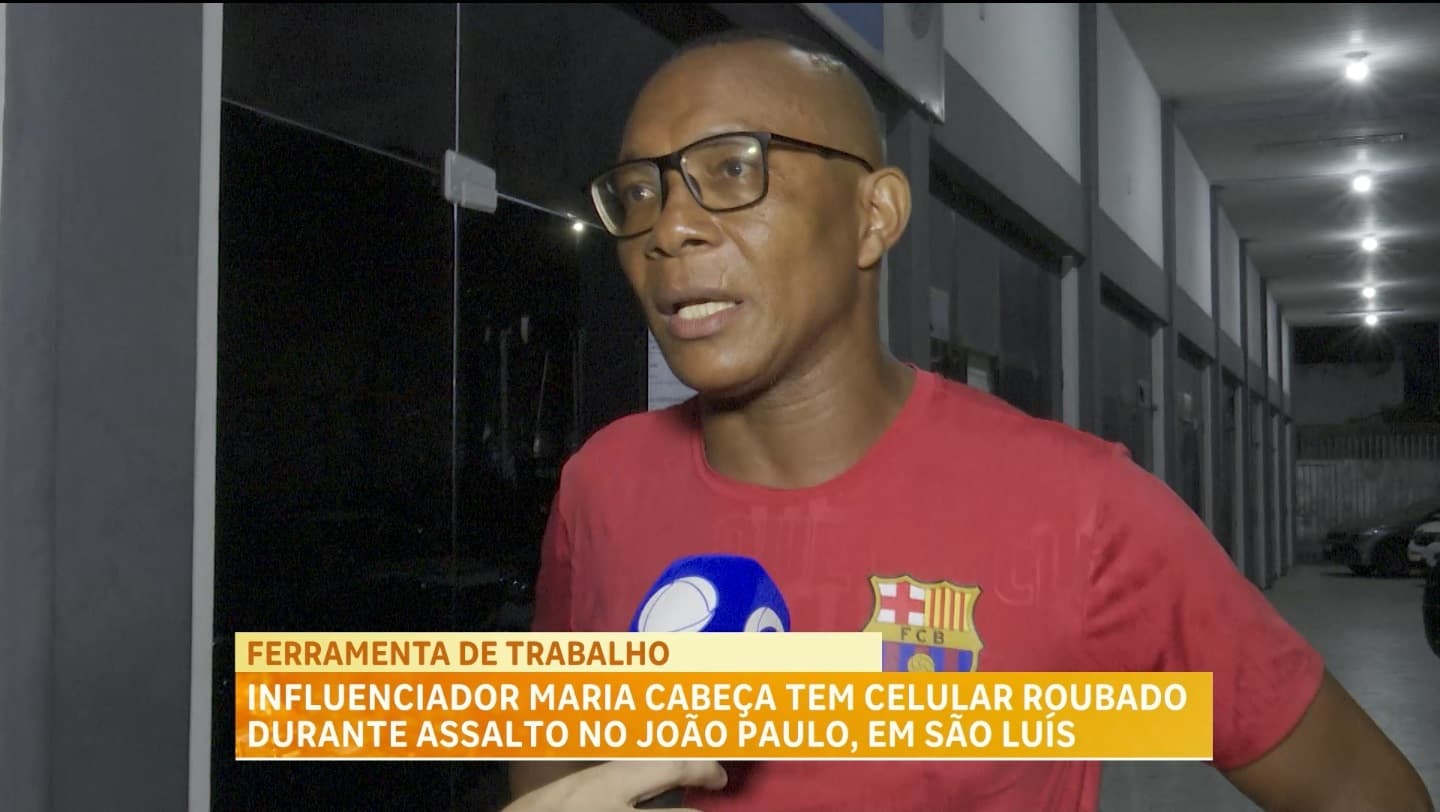 Influenciador digital Maria Cabeça tem celular roubado no bairro do João Paulo
