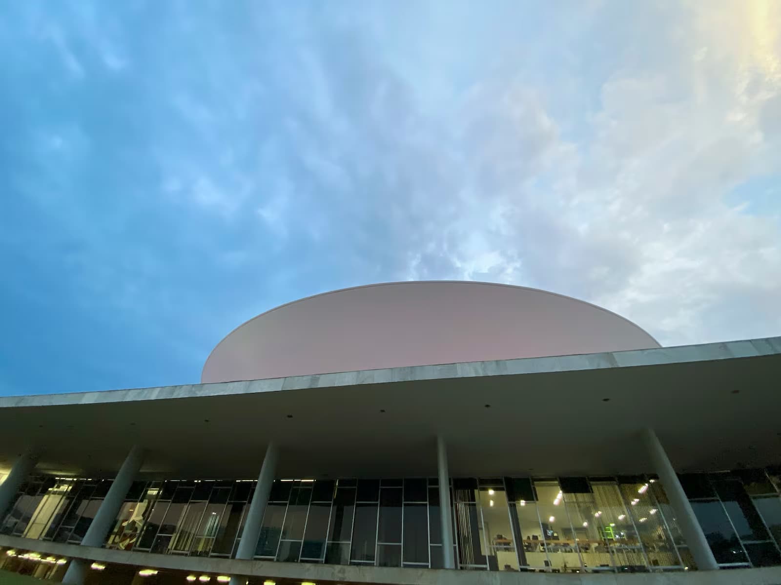 Confira os 513 deputados federais eleitos para mandato a partir de 2027