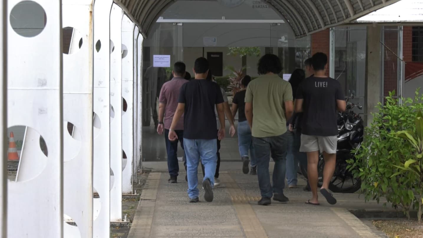 Número de jovens que não estudam nem trabalham cai nos últimos anos