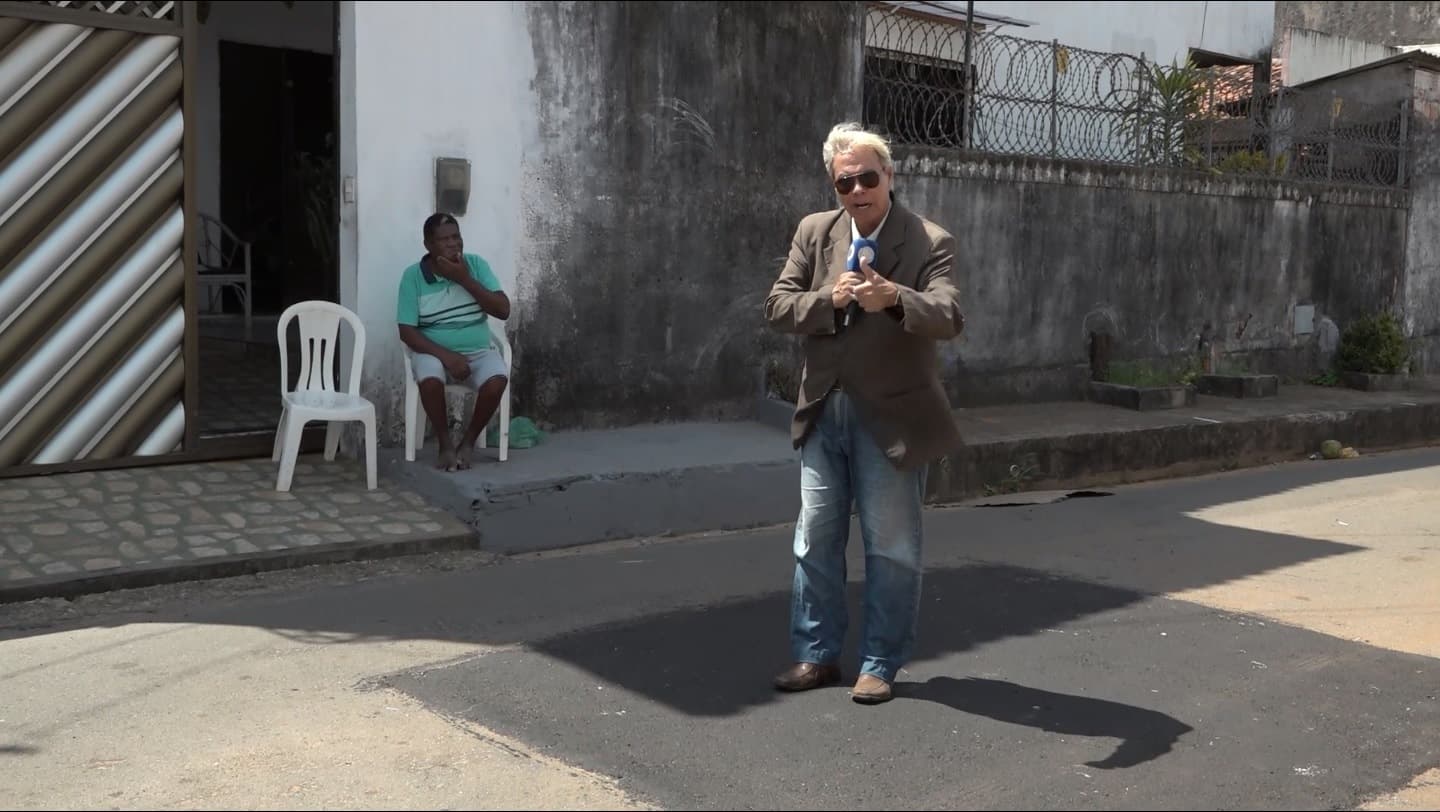 Problemas com vazamento e poeira são resolvidos na Travessa Teixeira de Melo